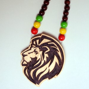 Rasta náhrdelník s príveskom Lion side